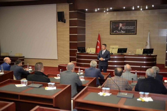 Erzurum Valisi Memiş, “Erzurum’da Birkaç Yıl İçinde İşsizlik Sorunu Kalmadığını Göreceksiniz”