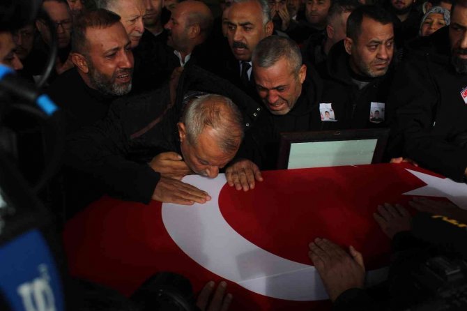 Şehit Eyyüp Uğurlu Son Yolculuğuna Uğurlandı