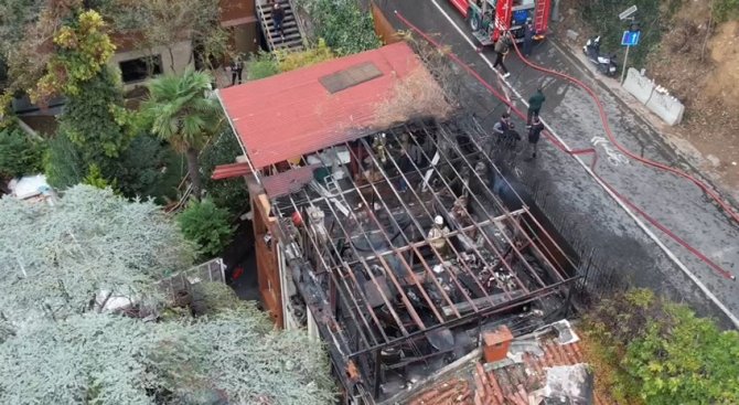 Beykoz’da 2 Katlı Restoran Alev Alev Yandı