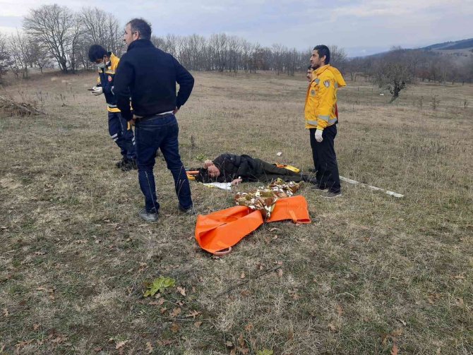 Bilecik’te Yolcu Midibüsü Şarampole Devrildi: 7 Yaralı