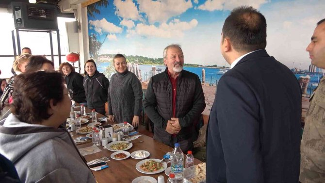Nemrut Dağı’nda Mahsur Kalan 14 Turist Kurtarıldı