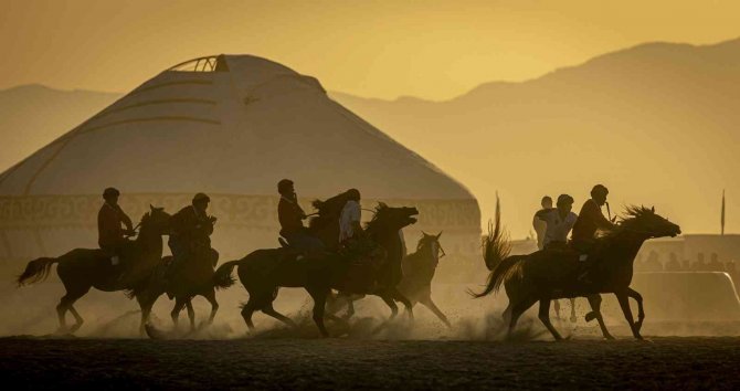 Türk Dünyasını Yansıtan Ödüllü Fotoğraflar