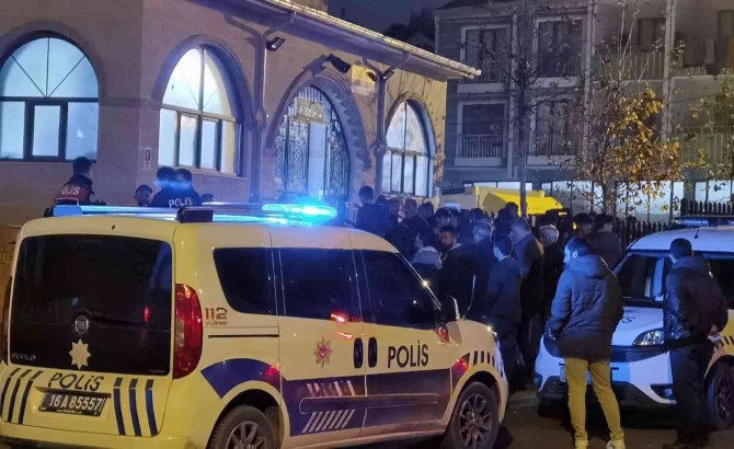 Caminin Müştemilatından Düşen Adam Hayatını Kaybetti