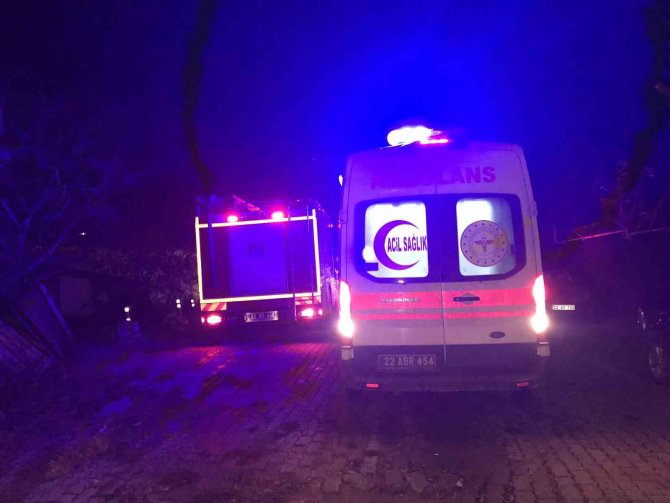 Edirne’de Baca Yangını Ekipleri Alarma Geçirdi