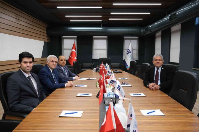 Esogü Rektörü Çolak’tan Başkan Küpeli’ye Ziyaret