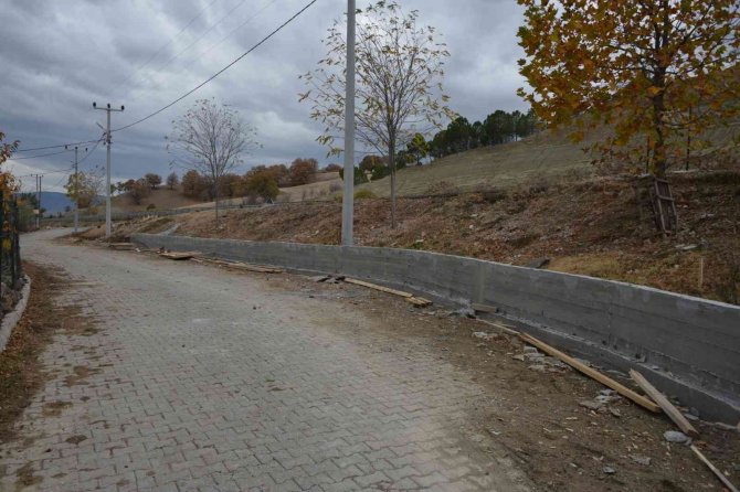 Gediz’de Yatırımlar Devam Ediyor