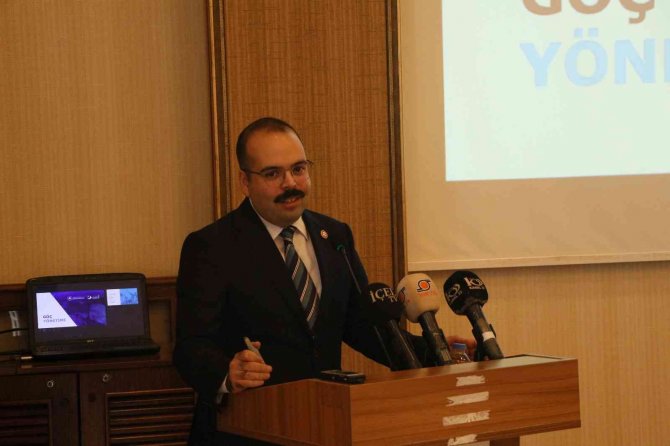 Olaya Karışan Göçmenler Sınır Dışı Ediliyor