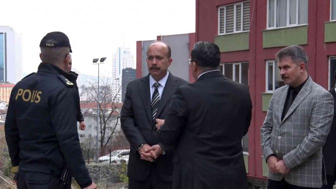 İ̇stanbul İ̇l Emniyet Müdürü Aktaş, Polis Merkezi Yapılacak Alanı İnceledi