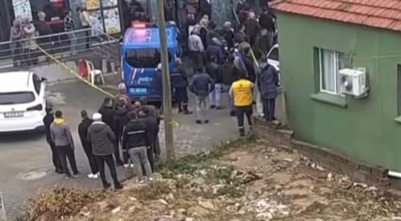 İ̇zmir’de Cinayet: 1 Ölü, 2 Yaralı