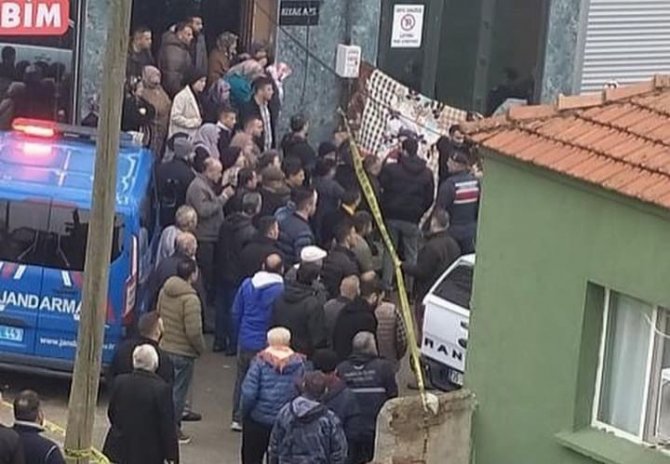 İ̇zmir’de Cinayet: 1 Ölü, 2 Yaralı