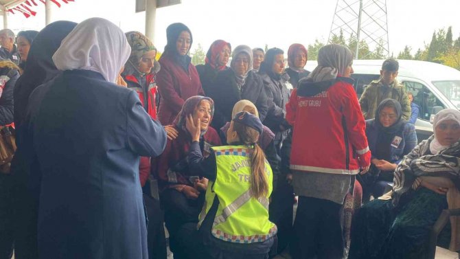 Şehit Eyyüp Uğurlu Son Yolculuğuna Uğurlandı