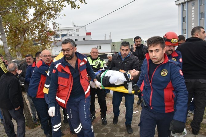 Servis Minibüsüyle İle 5 Aracın Karıştığı Kazada Yaralı Sayısı 17’ye Çıktı