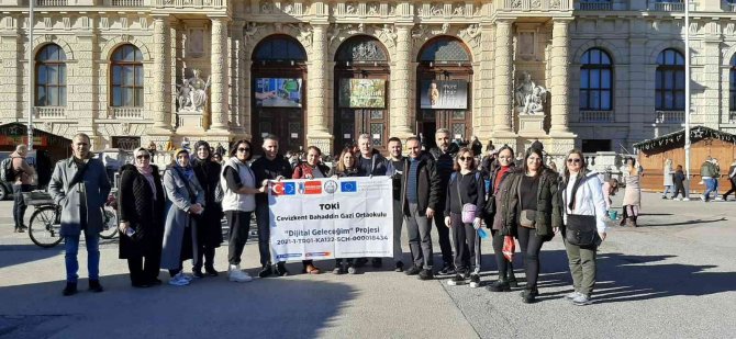 Öğretmenler Hem Öğrendi Hem De Deneyim Kazandılar