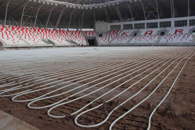 Karaman’ın 15 Bin Kişilik Stadyumda Sona Doğru