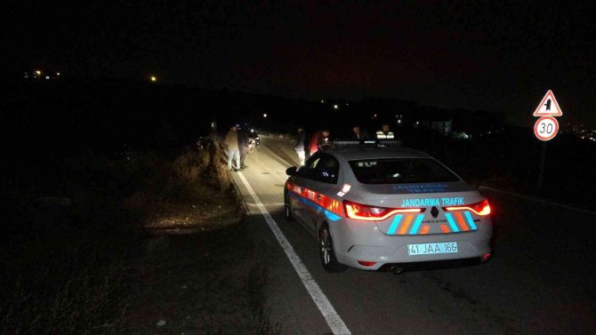 Kocaeli’de İki Motosiklet Çarpıştı: 4 Yaralı