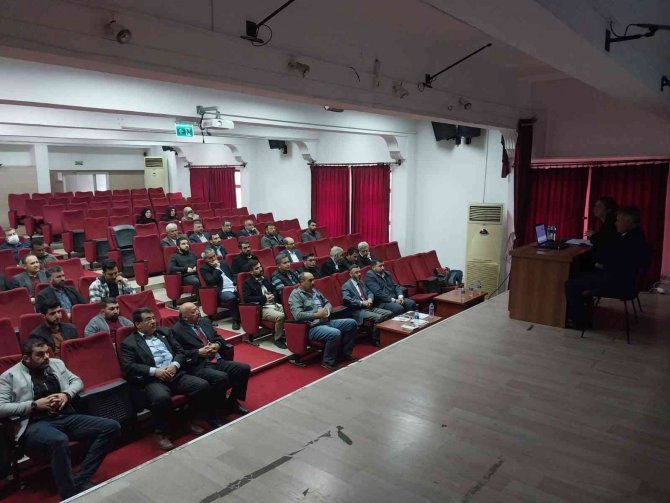 Köyceğiz’de Göç İ̇daresi Müdürlüğünce Seminer Verildi