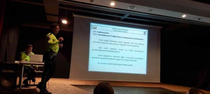 Muğla’da Öğretmenlere Trafik Eğitimi Verildi