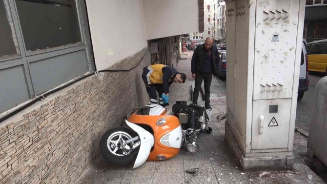 Otomobil İle Motosiklet Çarpıştı: 1 Yaralı