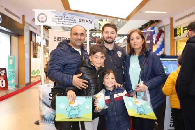 Çorlu’da Vatandaşlara Siber Suçlar Anlatıldı