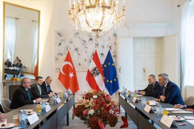 Tbmm Başkanı Şentop: "Ukrayna’daki Savaş, Avrupa Güvenlik Mimarisini Derinden Etkiliyor”