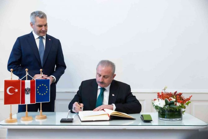 Tbmm Başkanı Şentop: "Ukrayna’daki Savaş, Avrupa Güvenlik Mimarisini Derinden Etkiliyor”