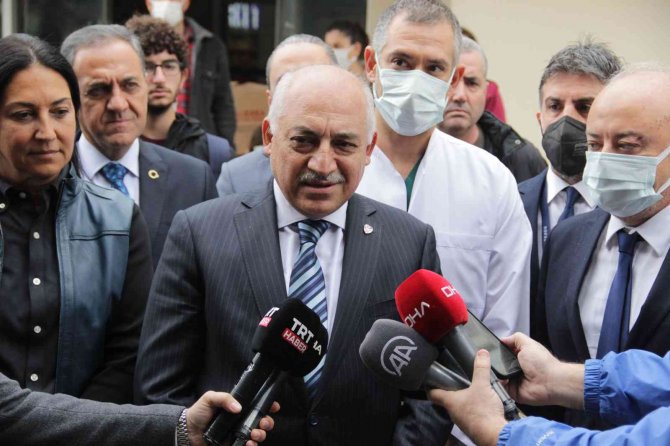 Tff Başkanı Büyükekşi, Derbide Yaralanan Taraftarı Şampiyonlar Ligi Finaline Davet Etti