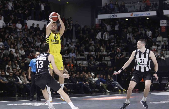 Basketbol Süper Ligi: Beşiktaş Emlakjet: 72 - Fenerbahçe Beko: 81