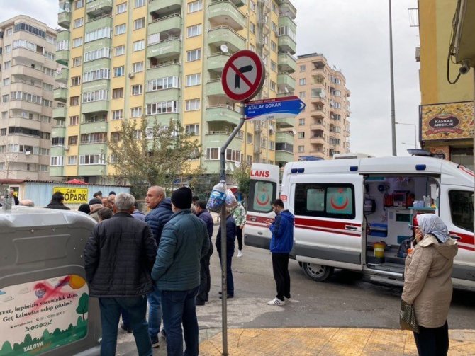 Yalova’da Otomobil İle Kurye Motoru Çarpıştı: 1 Yaralı