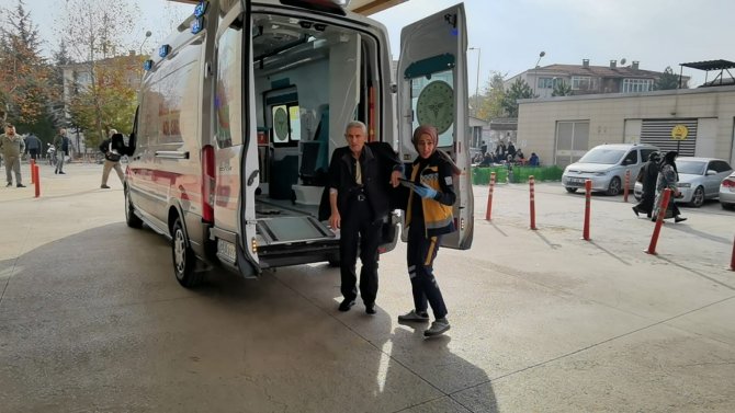 Bursa’da 2 Otomobil Çarpıştı: 3 Yaralı