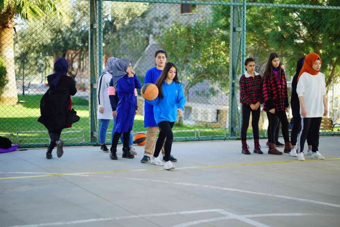 Zeytinburnulu Öğrenciler “Kış Kampı”nda