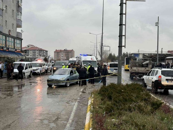 Ağrı’da Otomobilin Çarptığı Yaya Hayatını Kaybetti
