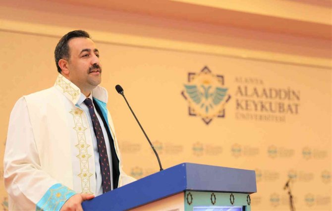 Alkü’de Hekim Adaylarının Beyaz Önlük Heyecanı