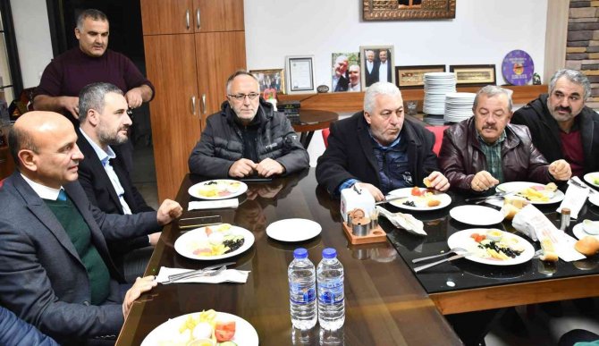 Başkan Oral, Şoför Esnafıyla Bir Araya Geldi