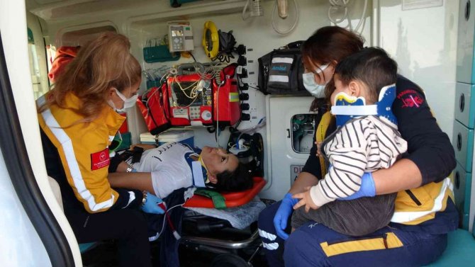 20 Metrelik Şarampole Uçan Otomobilde Can Pazarı: 2 Yaralı