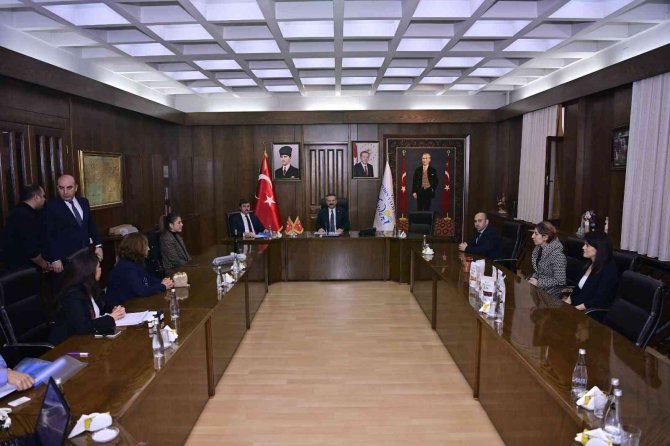 Aydınlı Girişimciler, Vali Aksoy’a Ürünlerini Tanıttı