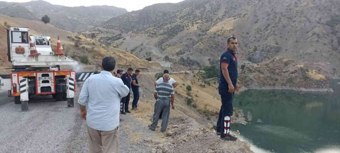 Yaklaşık 3 Ay Su Altında Kalan Aracı Dalgıç Ekibi Çıkarttı