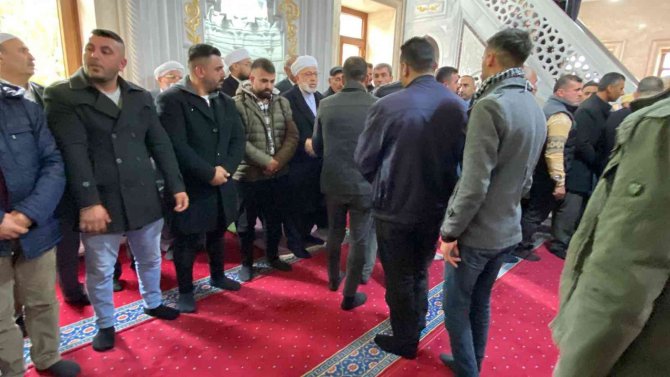 Güroymak’ta Husumetli Aileler Barıştırıldı