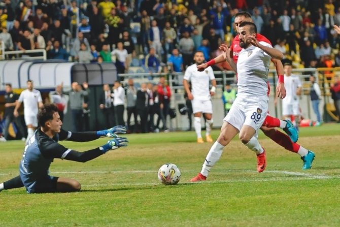 Bucaspor 1928’in Erhan Çelenk’i Var