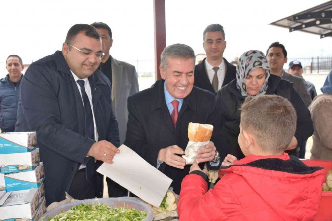 Buharkent’te Öğrencilere Balık Tüketiminin Önemi Anlatıldı