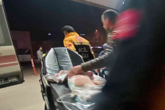 Üzerine Kaynar Su Dökülen Bebek Ağır Yaralandı