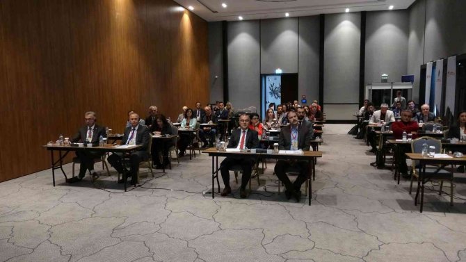 Çanakkale’de ’Hasbenli Sığırkuyruğu Eylem Planı Çalıştayı’ Düzenlendi