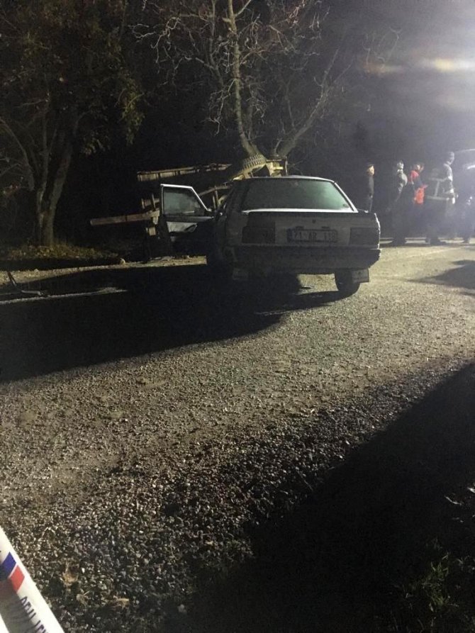 Yoğun Sis Kazayı Beraberinde Getirdi: 1 Ölü, 1 Yaralı