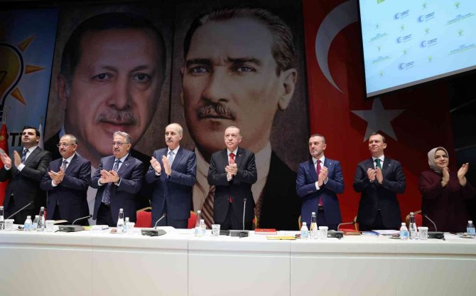 Cumhurbaşkanı Erdoğan: "Terör Örgütünün Güdümündeki Partiyi Kollayan, Masanın Etrafındakilere Gülücük Dağıtan Ucube Bir Teklif Çıkarttılar”