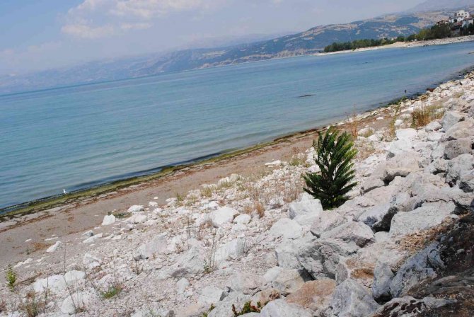 Eğirdir Gölü’nde Kritik Seviyeye 6 Santimetre Kaldı