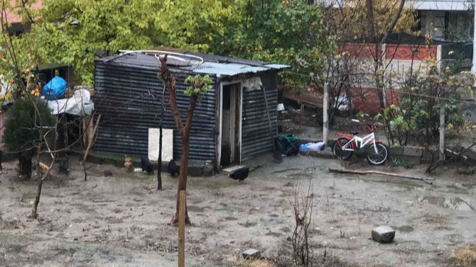 Kömürlüğe Giren Anne Kahroldu, Oğlunun Cansız Bedeni İle Karşılaştı