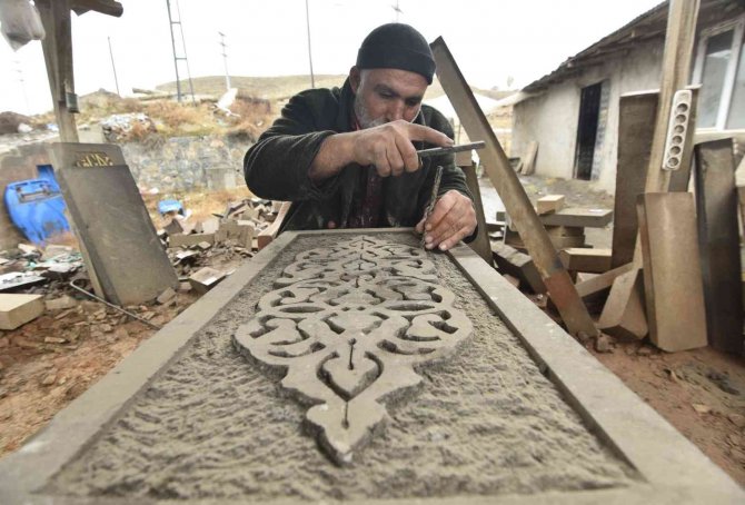 Ahlat Taş İşçiliği, Unesco Acil Koruma Gerektiren Somut Olmayan Kültürel Miras Listesi’ne Alındı