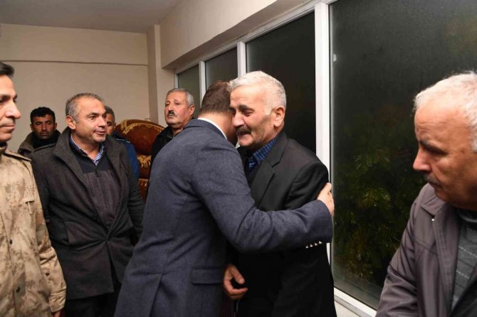 Hakkari’ye Şehit Ateşi Düştü