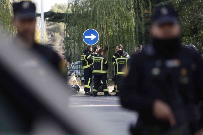 Ukrayna’nın Madrid Büyükelçiliği’ne Bombalı Zarf Gönderildi: 1 Yaralı