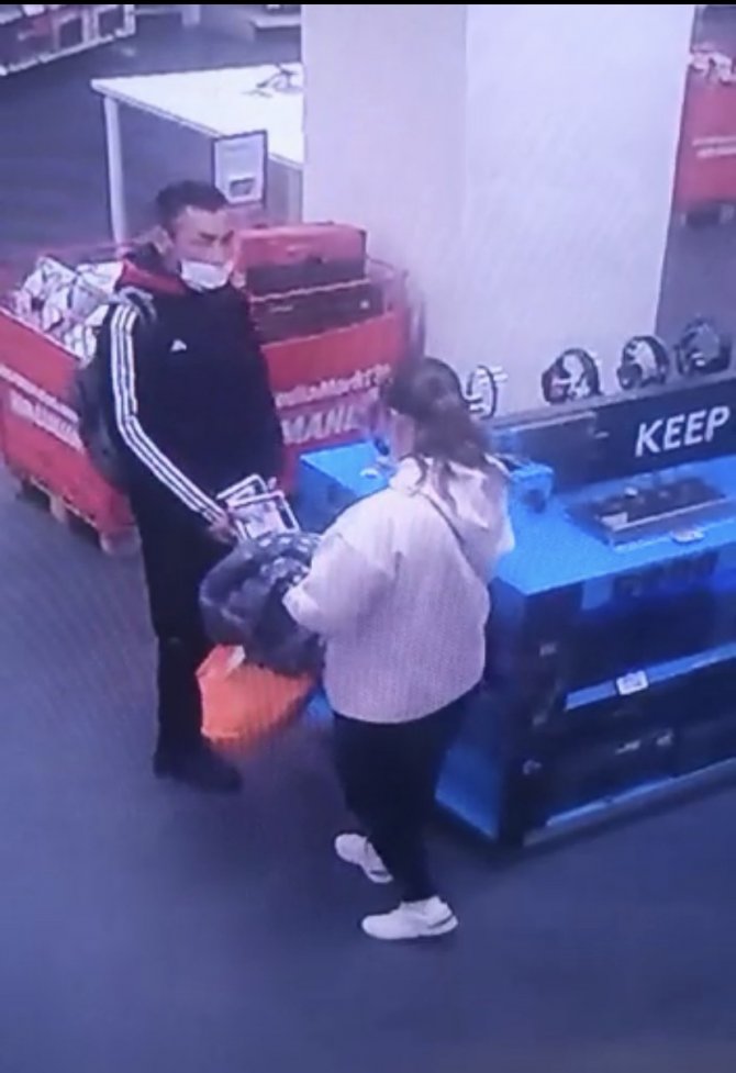 İ̇stanbul’da Avm’de Alüminyum Folyolu Torbayla Hırsızlık Kamerada: Kadın Hırsız X-ray Cihazına Yakalandı