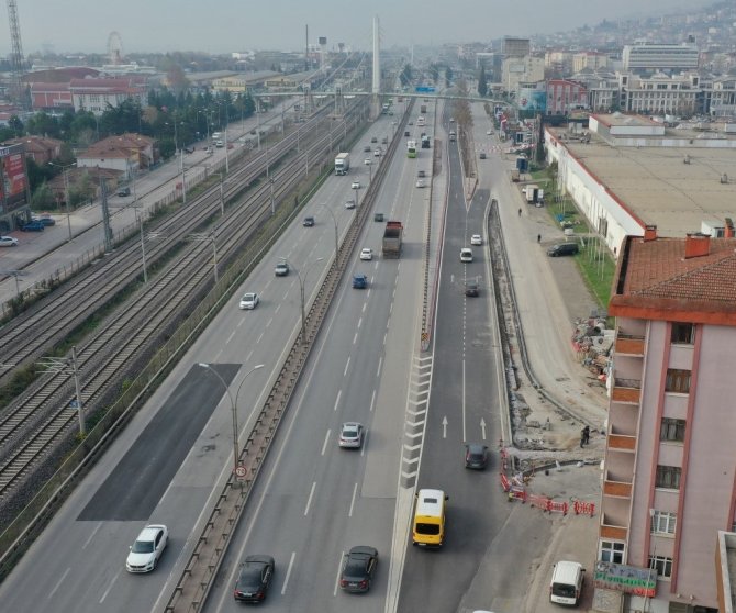 D-100 Yan Yolda Trafik Akışı İ̇stanbul Yönünde Olacak